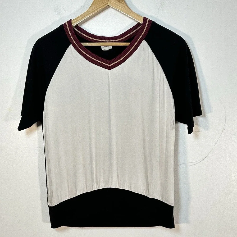 TINY Anthropologie Retro Woman's Top Raglan Baseball Top Small - Picture 1 of 7
